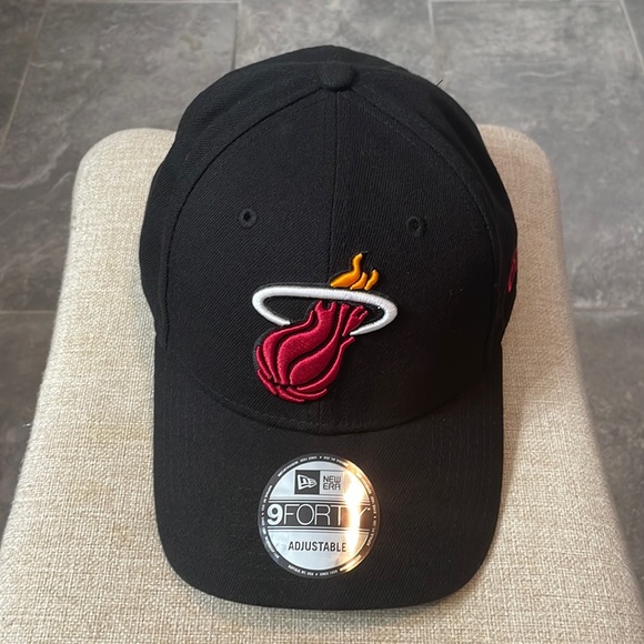 New Era Other - Miami Heat Adjustable Hat